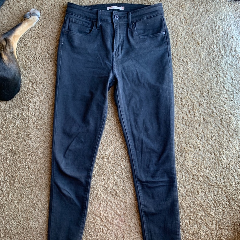 Black Skinny Levi Jeans